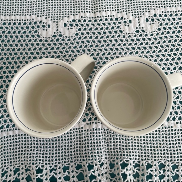 Mikasa Cream and Navy Leaf Design Mugs Arabella Collection - Picture 7 of 10